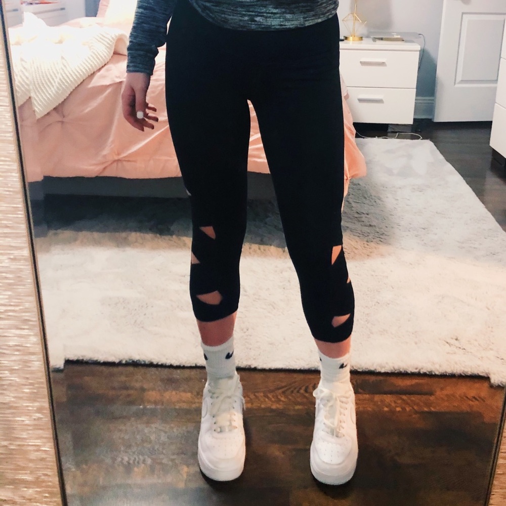 🌻Champion Capri Leggings🌻